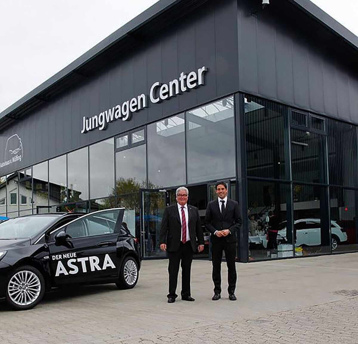 Neueröffnung Jungwagen Center 10.2015 error_file_does_not_exist