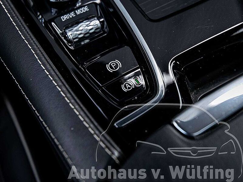 Volvo S60 R Design T8 Recharge Plug-In Hybrid AWD